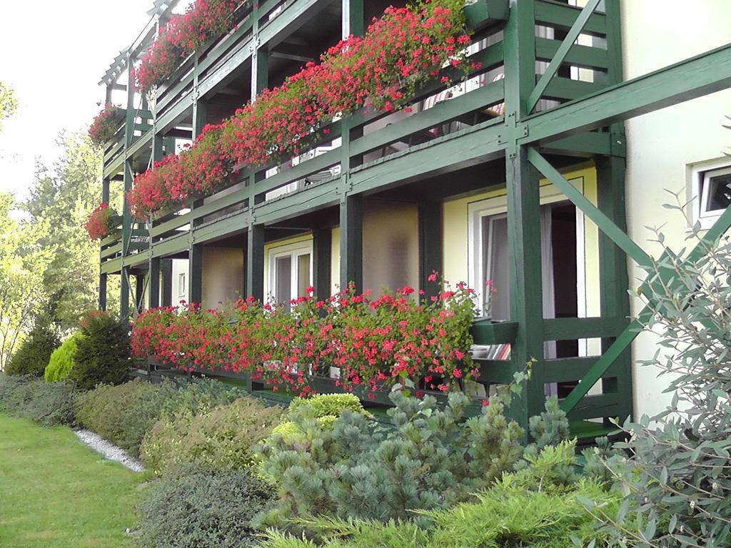 Grand Hotel Residence Boutique Hotel With Privat Wellnes (Adults Only) Пиещани Екстериор снимка