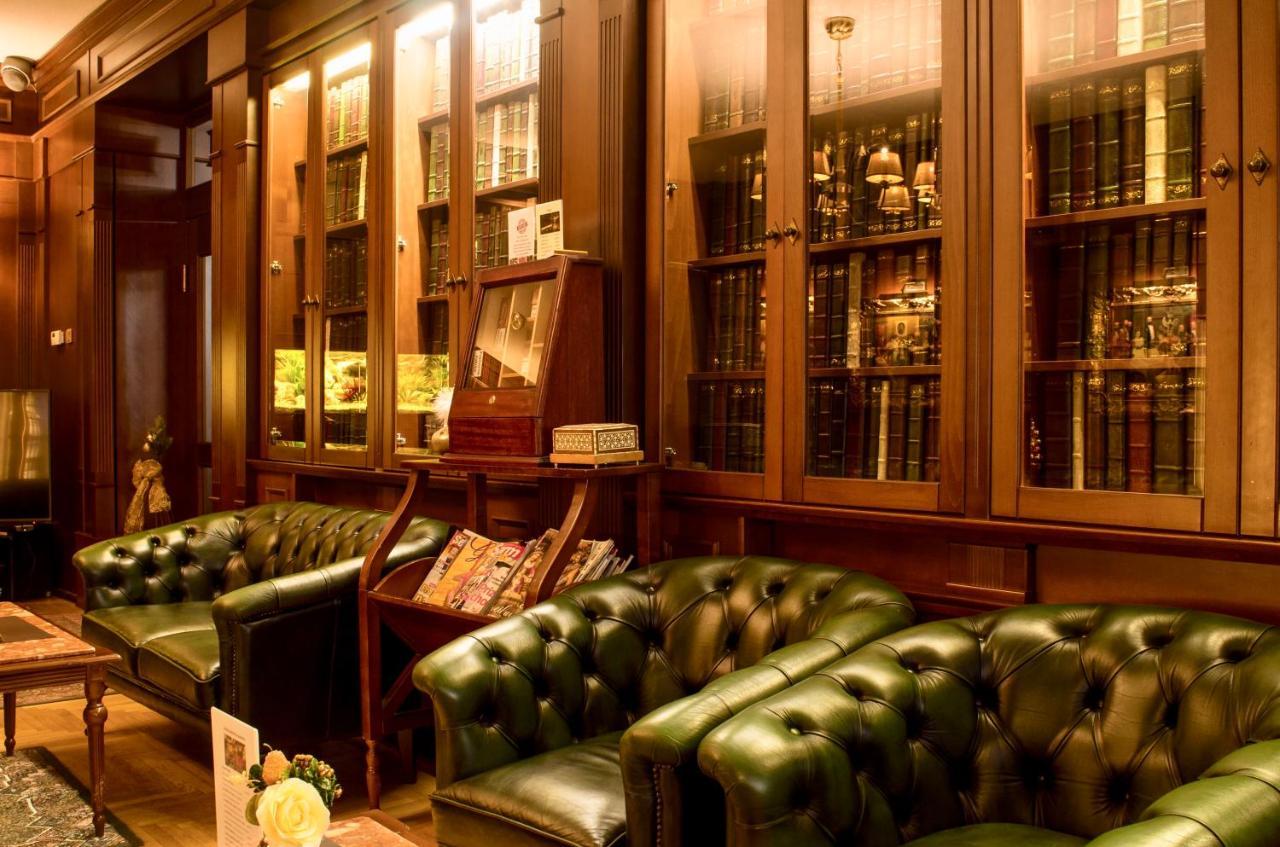 Grand Hotel Residence Boutique Hotel With Privat Wellnes (Adults Only) Пиещани Екстериор снимка